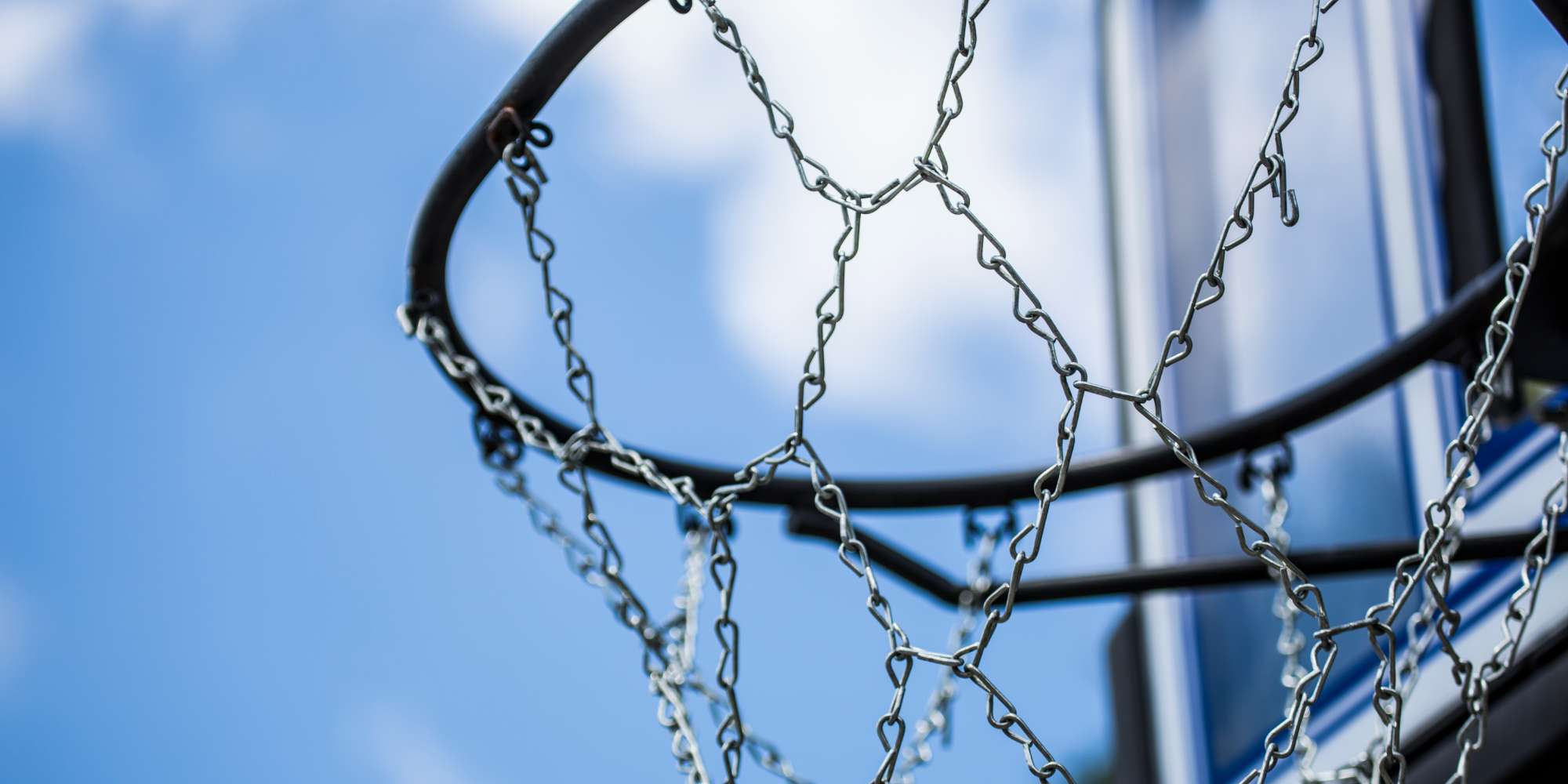 Basketball court with chain net in Creditview neighbourhood Mississauga park