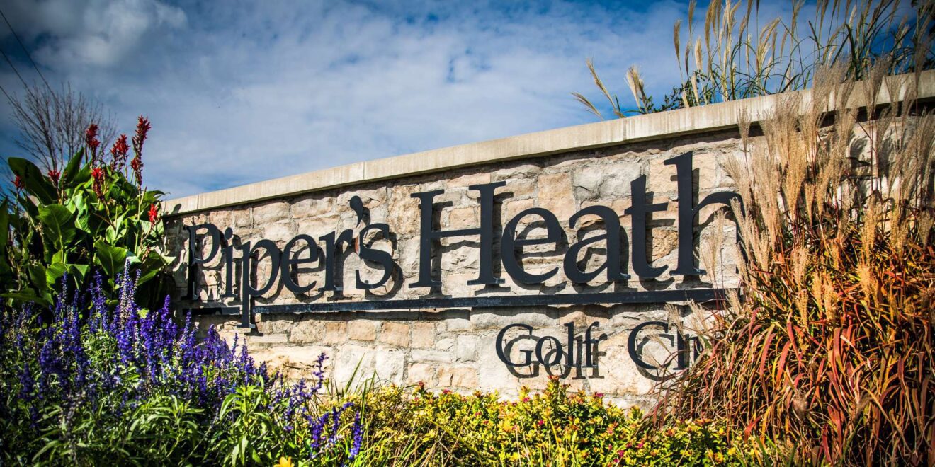 Pipers Heath Golf Club sign near the Trafalgar neighbourhood in Milton, Ontario
