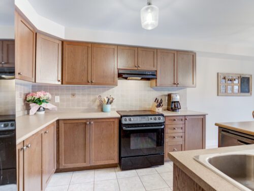 making a strong offer when buying a home