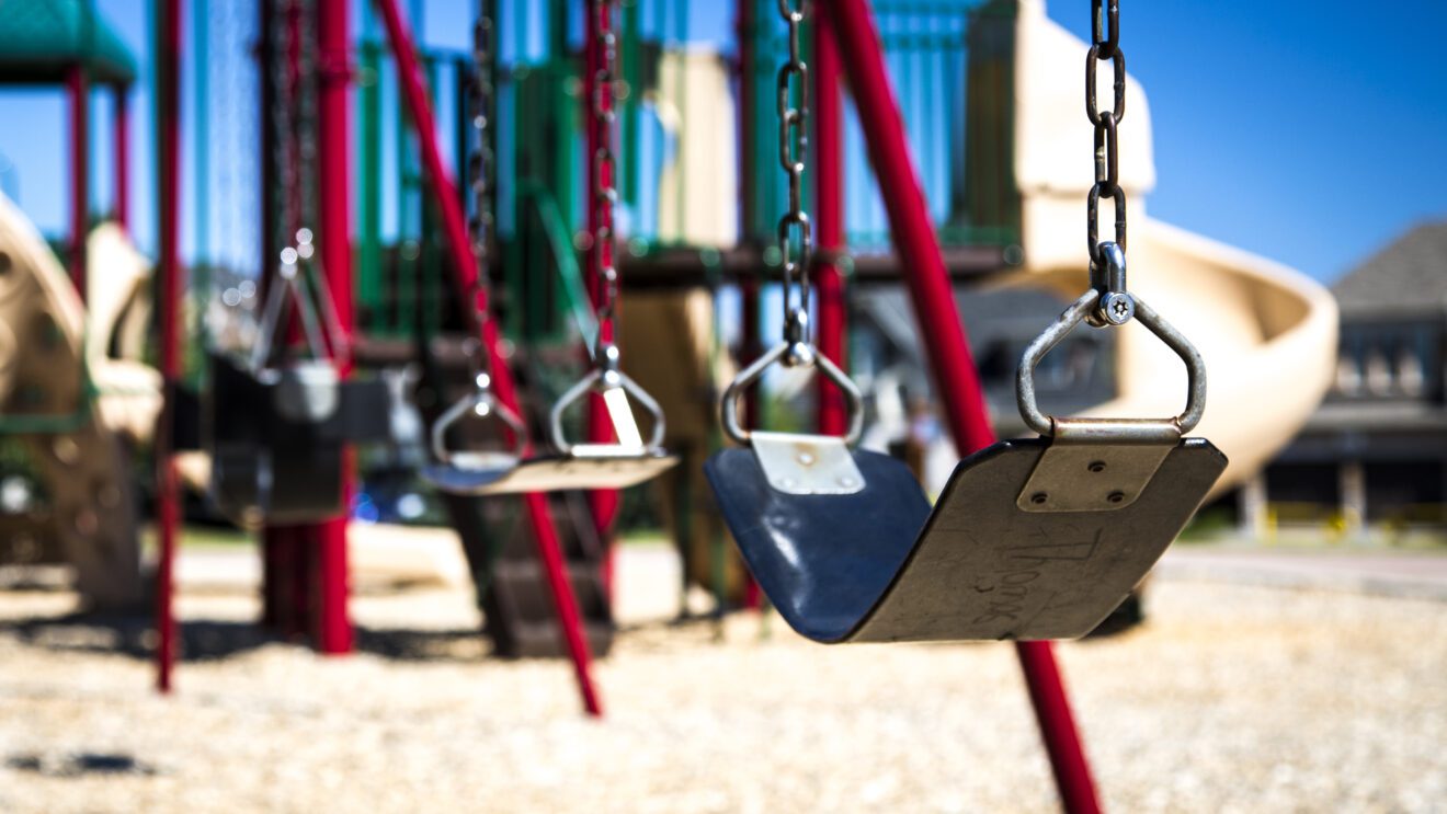 Families enjoying one of Oakville's most family-friendly neighbourhoods with parks and community amenities