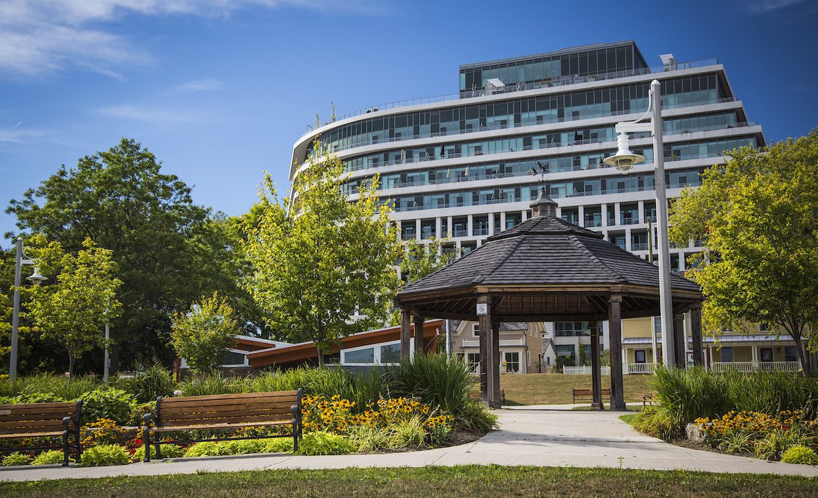 Bronte neighbourhood in Oakville featuring waterfront residences and community views along Lake Ontario
